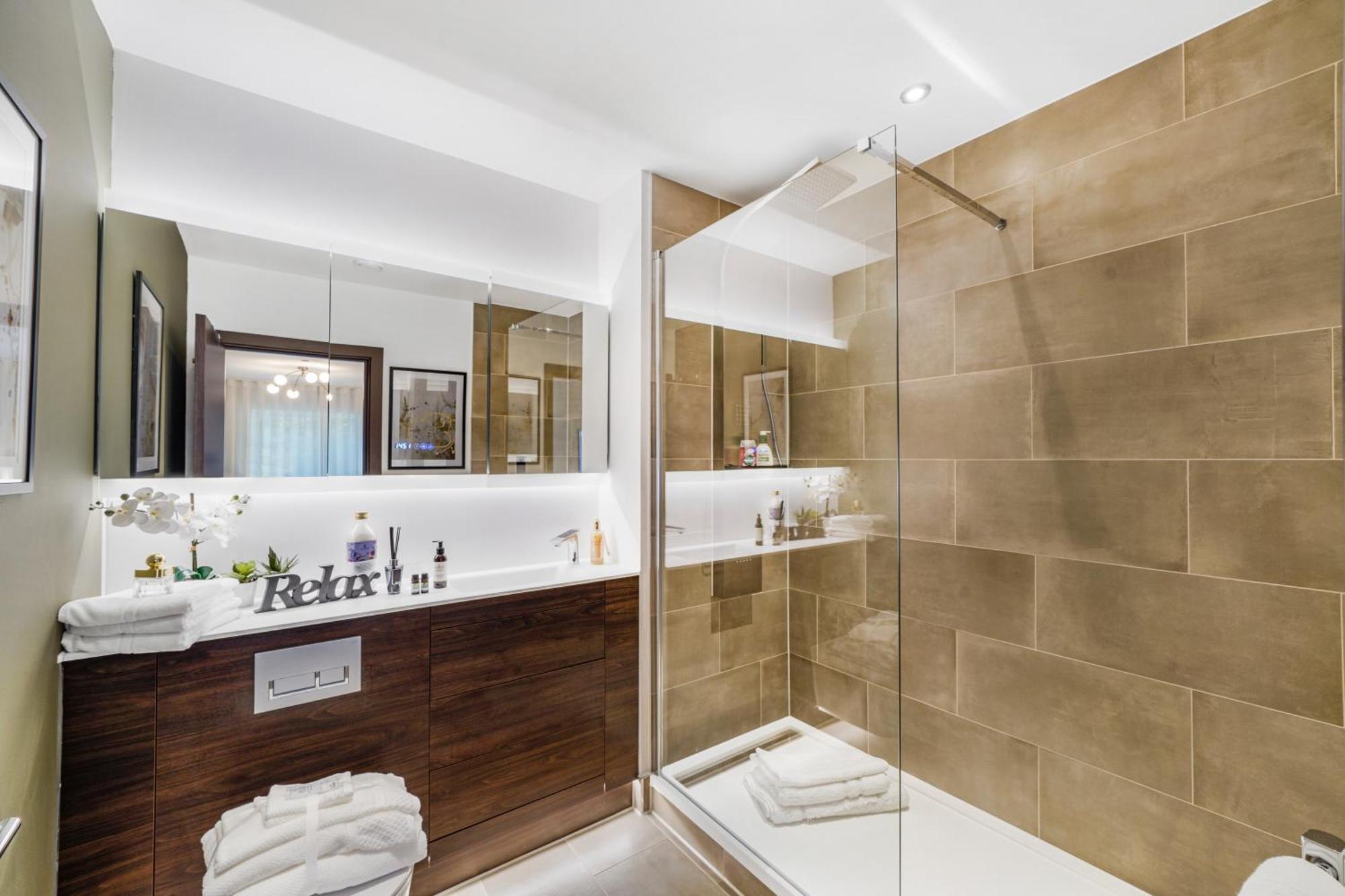 The Waterhouse Avenue By Kandara 5 Star City Home In Μέιντστοουν Εξωτερικό φωτογραφία